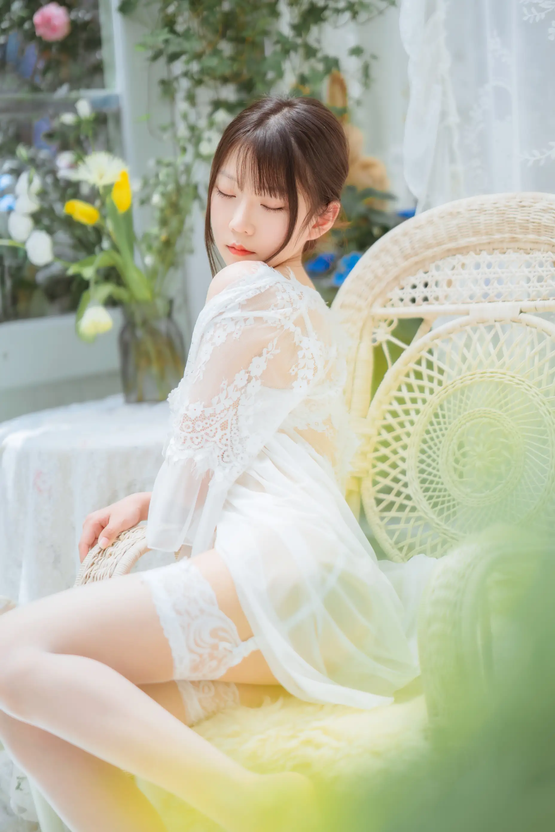 [YITUYU] 2022.05.16 Vol.895 – Flower Sunshine Girl Vanilla Meow Lulu#[32P]-22